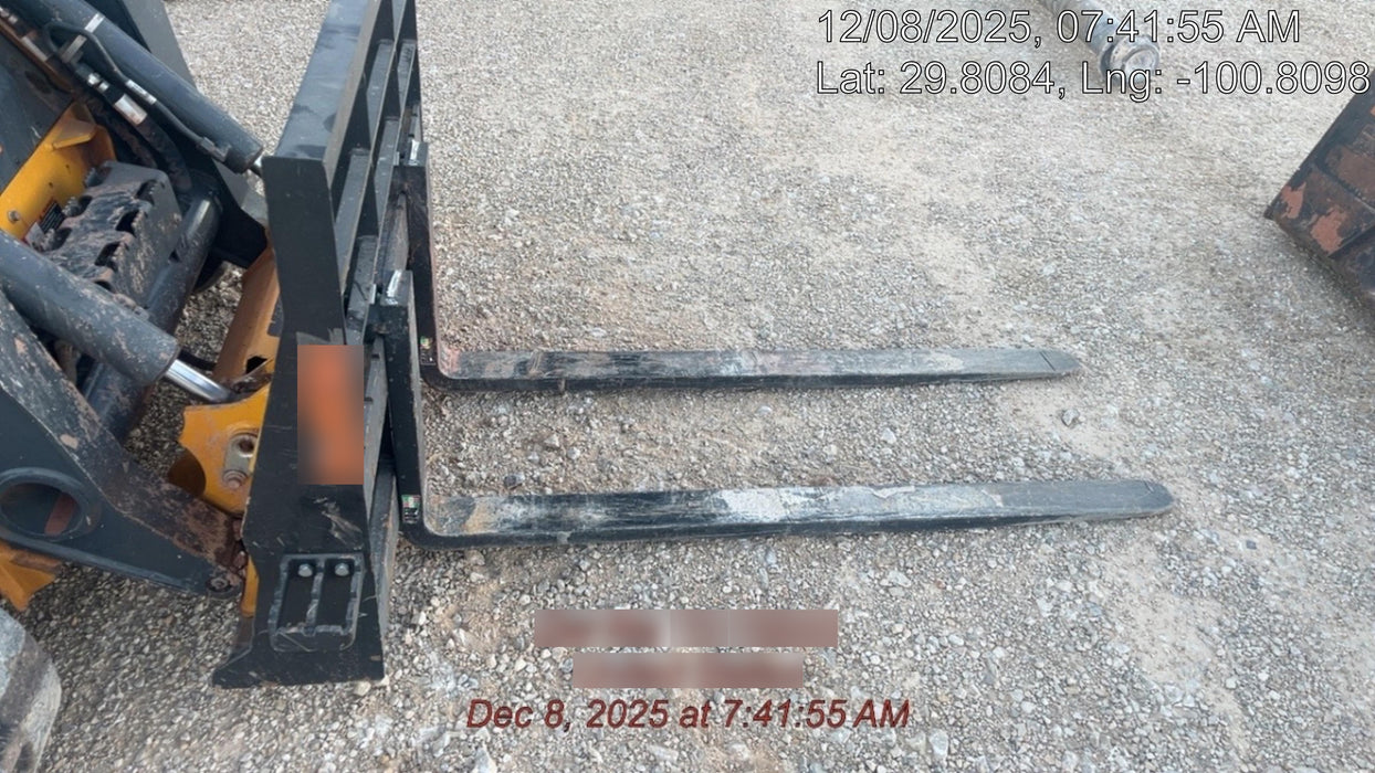 2025 ARROW MATERIAL HANDLING 60" Pallet Forks - Arrow