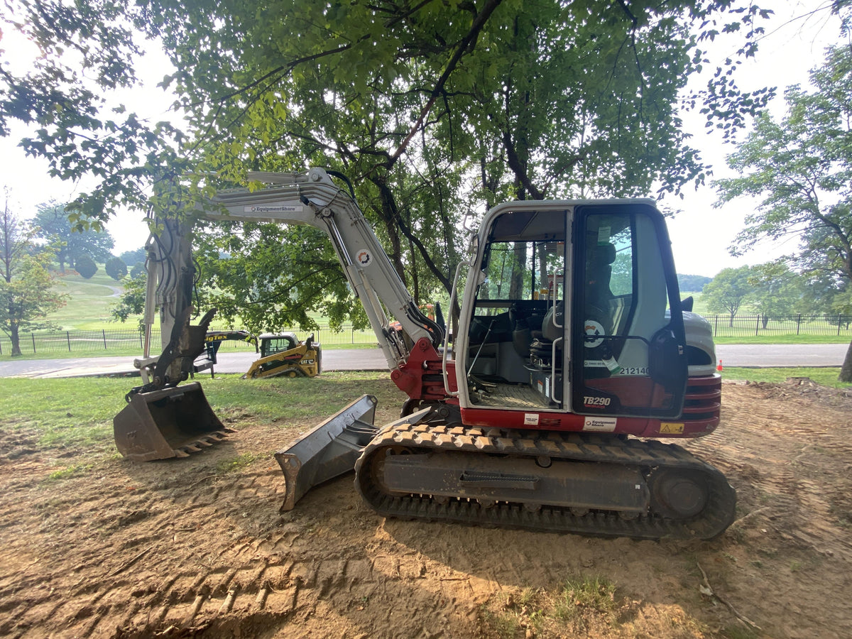 2022 TAKEUCHI TB290C