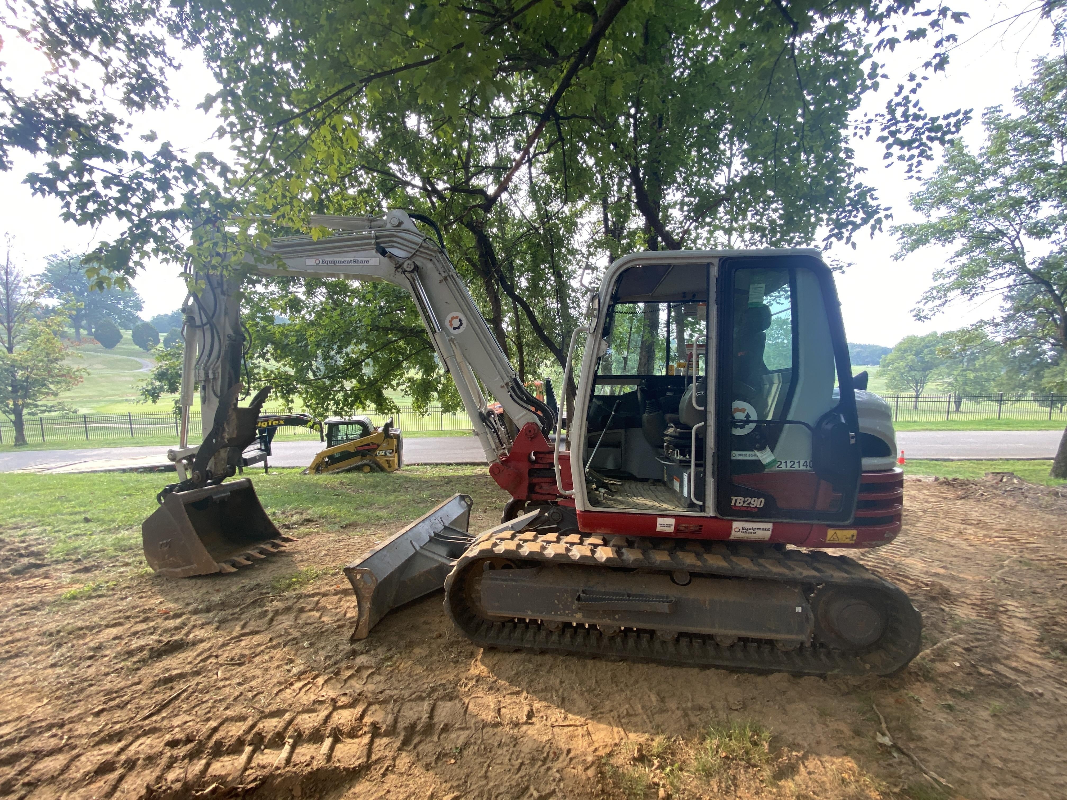 2022 TAKEUCHI TB290C