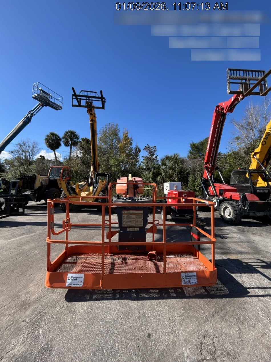 2019 JLG 460SJ
