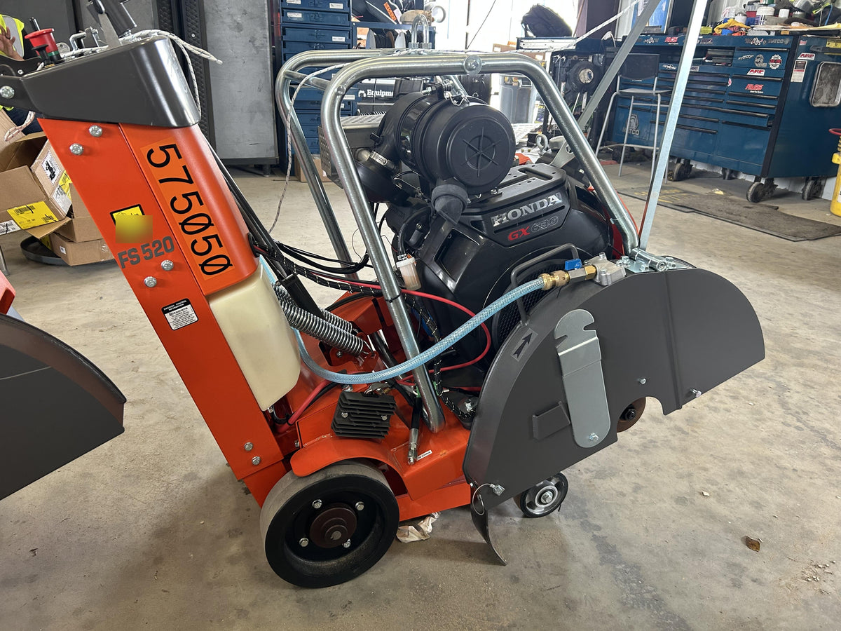 2025 HUSQVARNA FS520