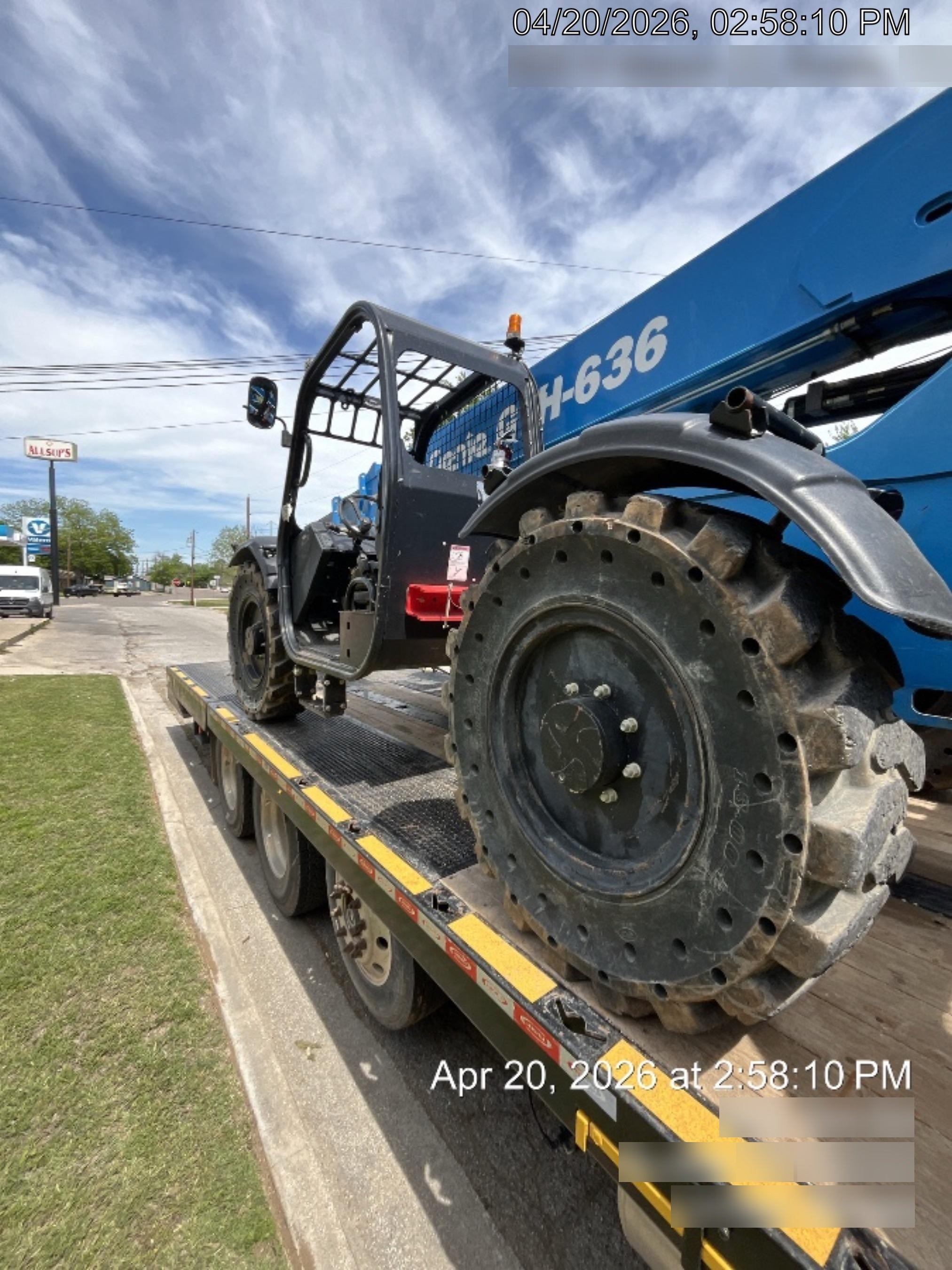 2018 Genie GTH-636 Genie GTH-636 w/Open ROPS, Solid Tires, Work Light/Beacon, 48" Carriage and Forks