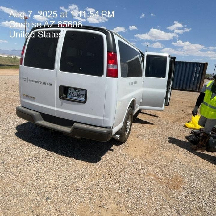 2025 CHEVROLET Express Van - Rental