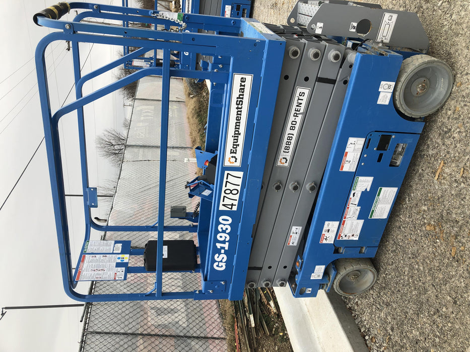 2019 Genie GS-1930 Fixed Rails with Chain Entry