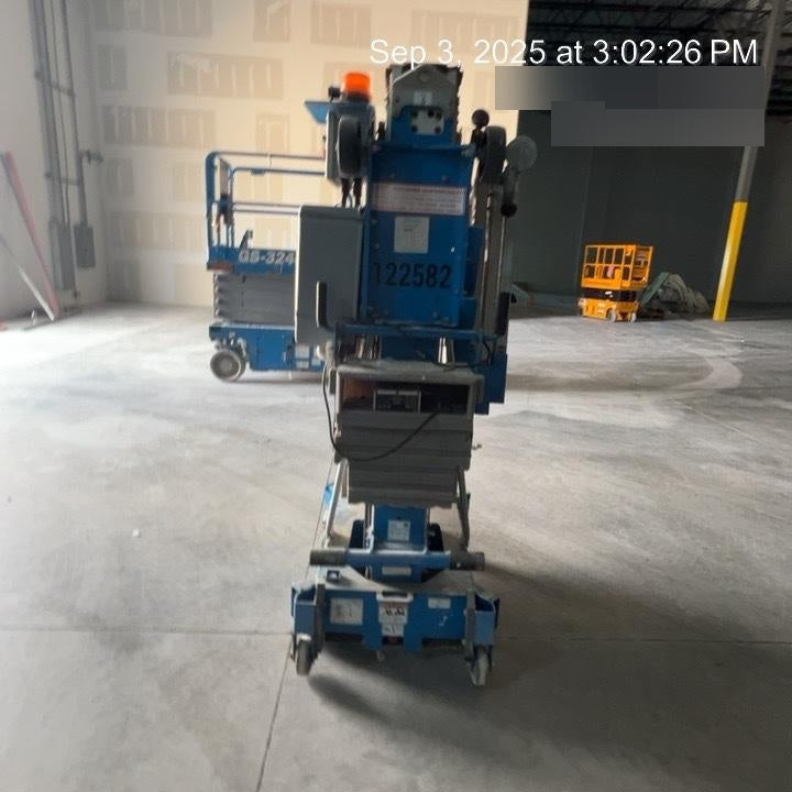 2020 GENIE AWP-30S