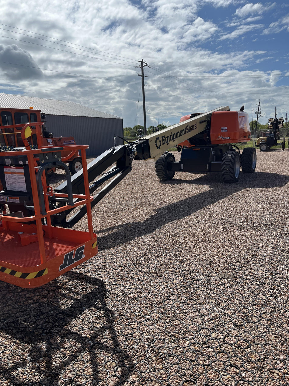 2025 JLG 660SJ