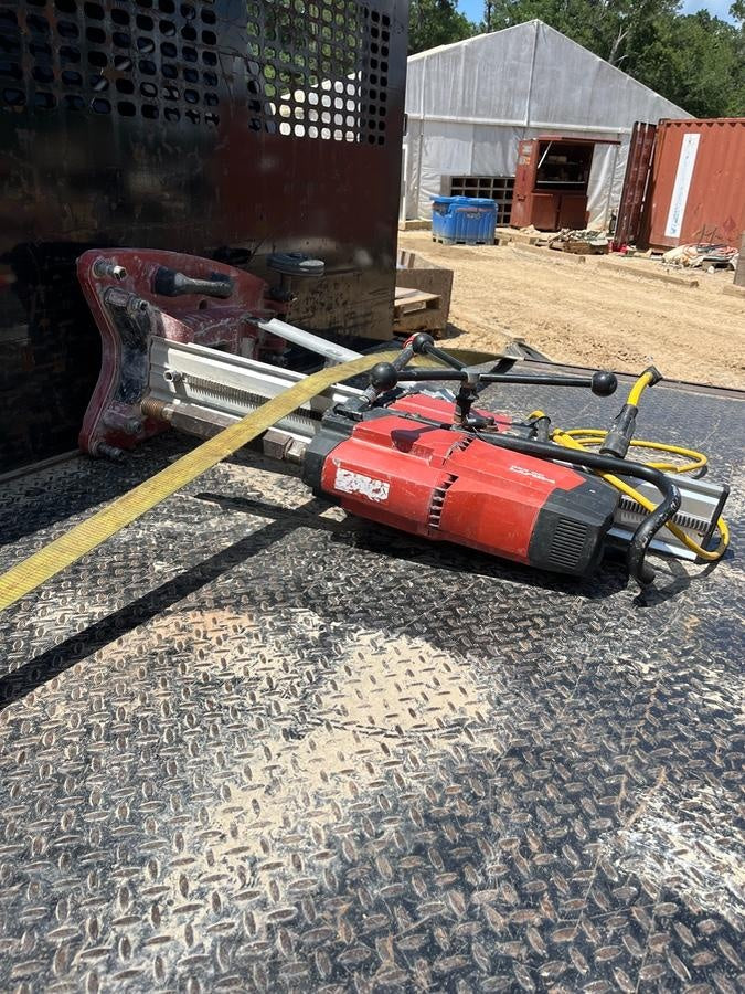2021 HILTI DD250E