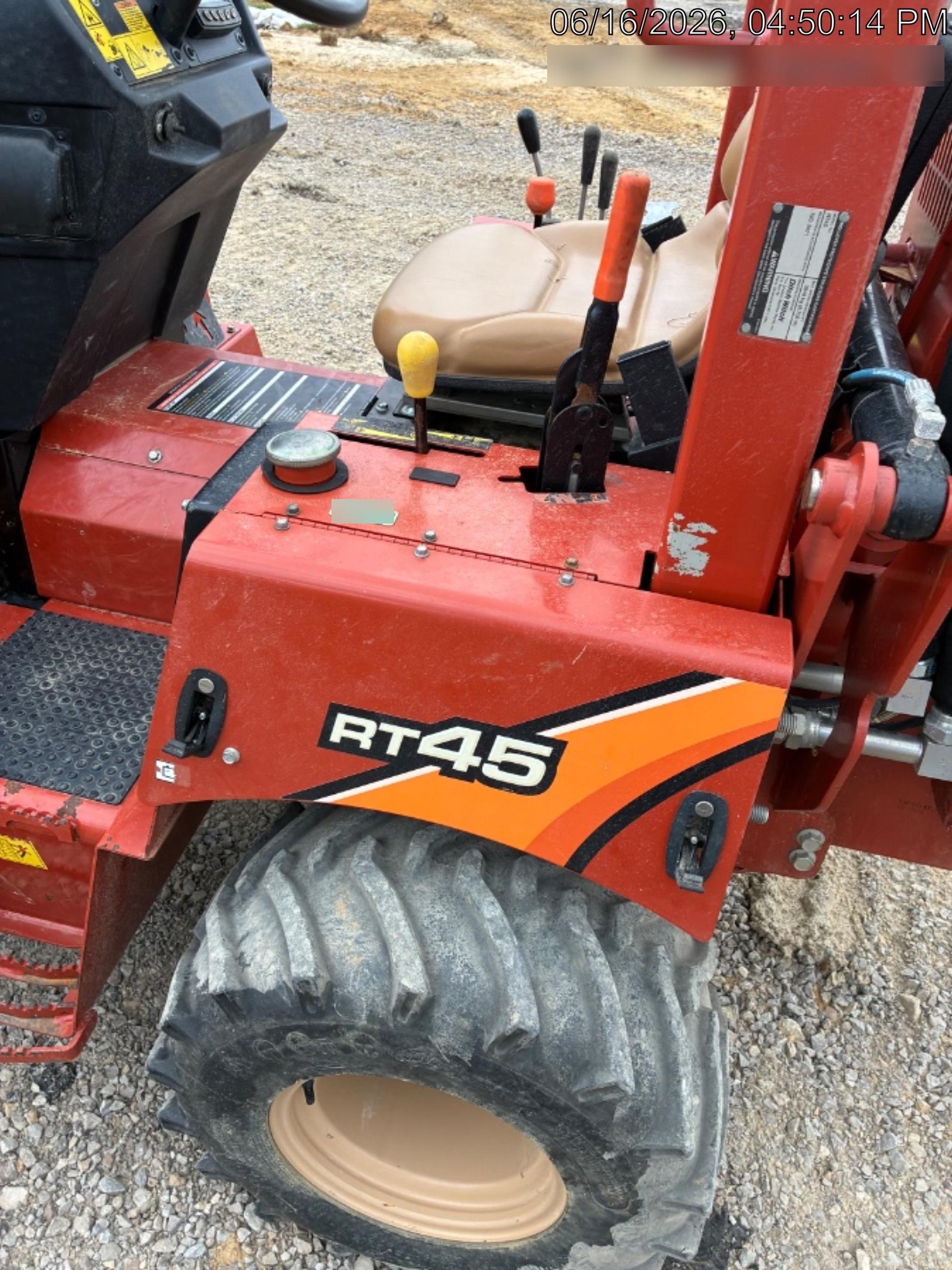 2022 DITCH WITCH RT45A