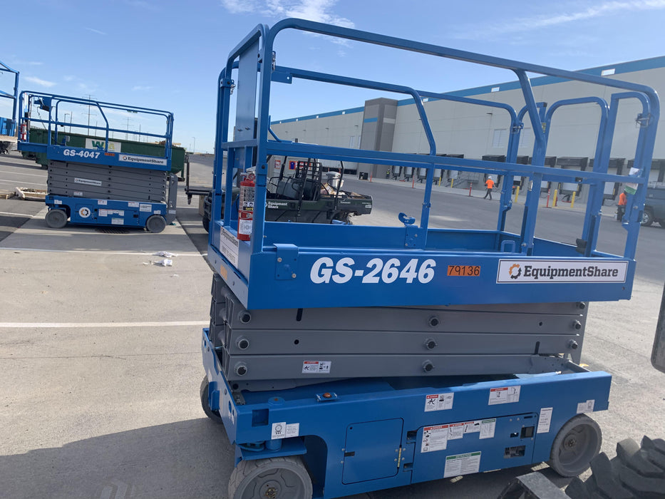2019 Genie GS-2646 folding rails with full height swing gate