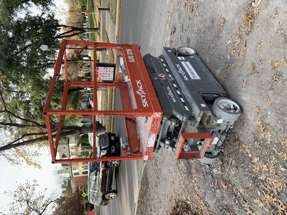 2017 Skyjack SJIII-3219 Skyjack SJ3219 w/Trojan Battery Set, Extended Warranty 5yr/5k hr