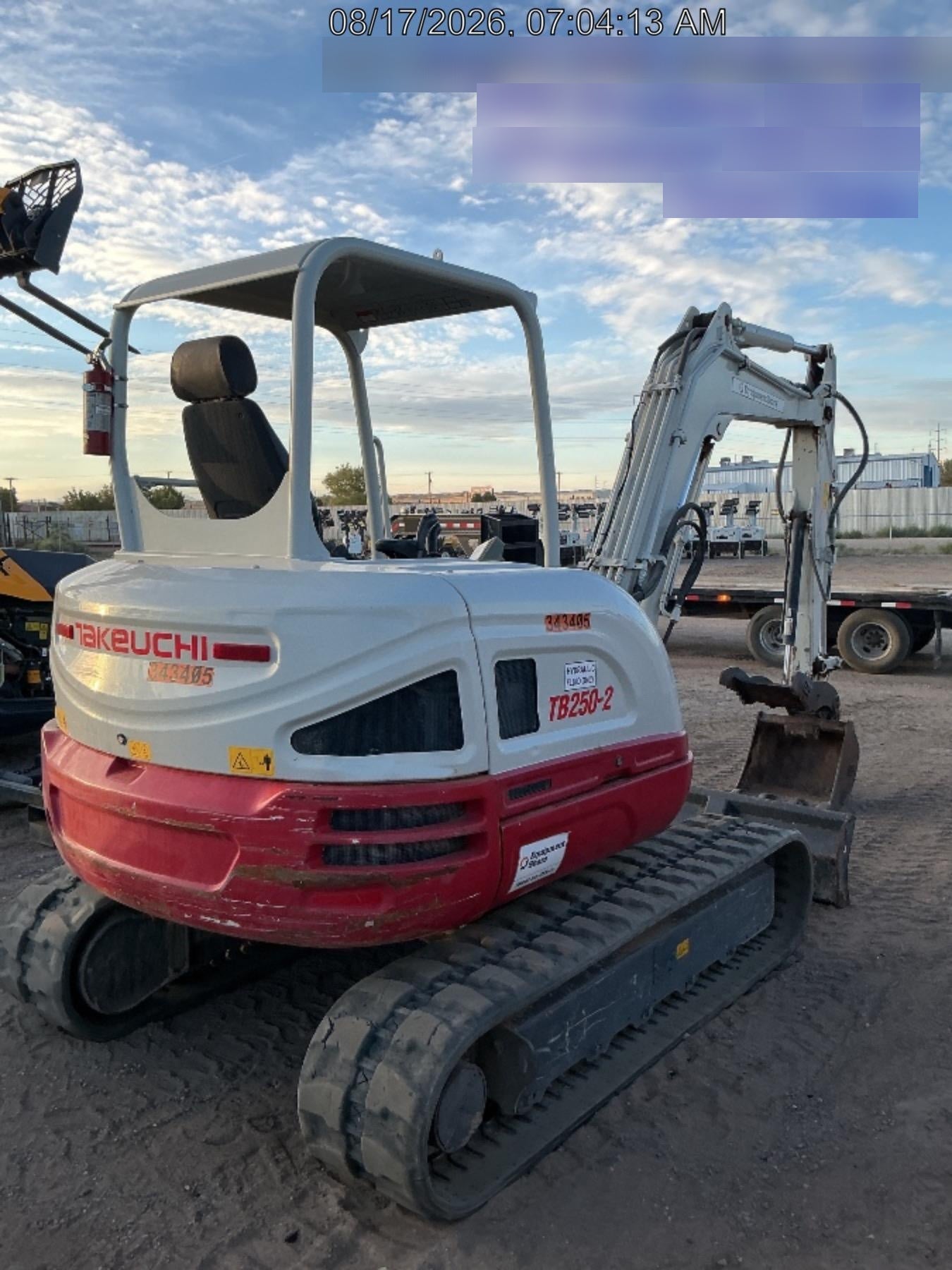 2023 TAKEUCHI TB250-2R