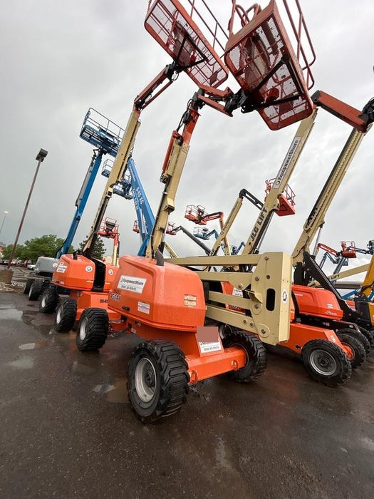 2019 JLG 450AJ