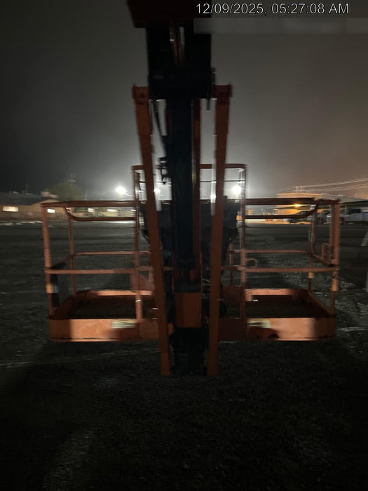 2020 JLG 800AJ