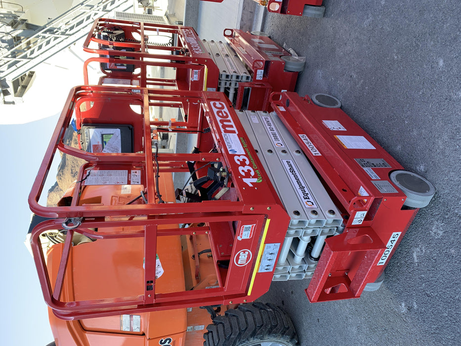 2020 MEC 1330SE Solid NM Tires, Steel Swing out Doors, LCS, Beacon, 900W Invertor