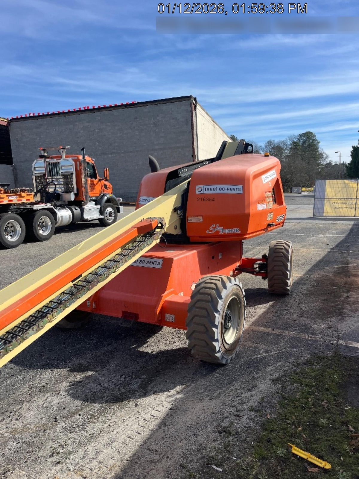 2022 JLG 400S