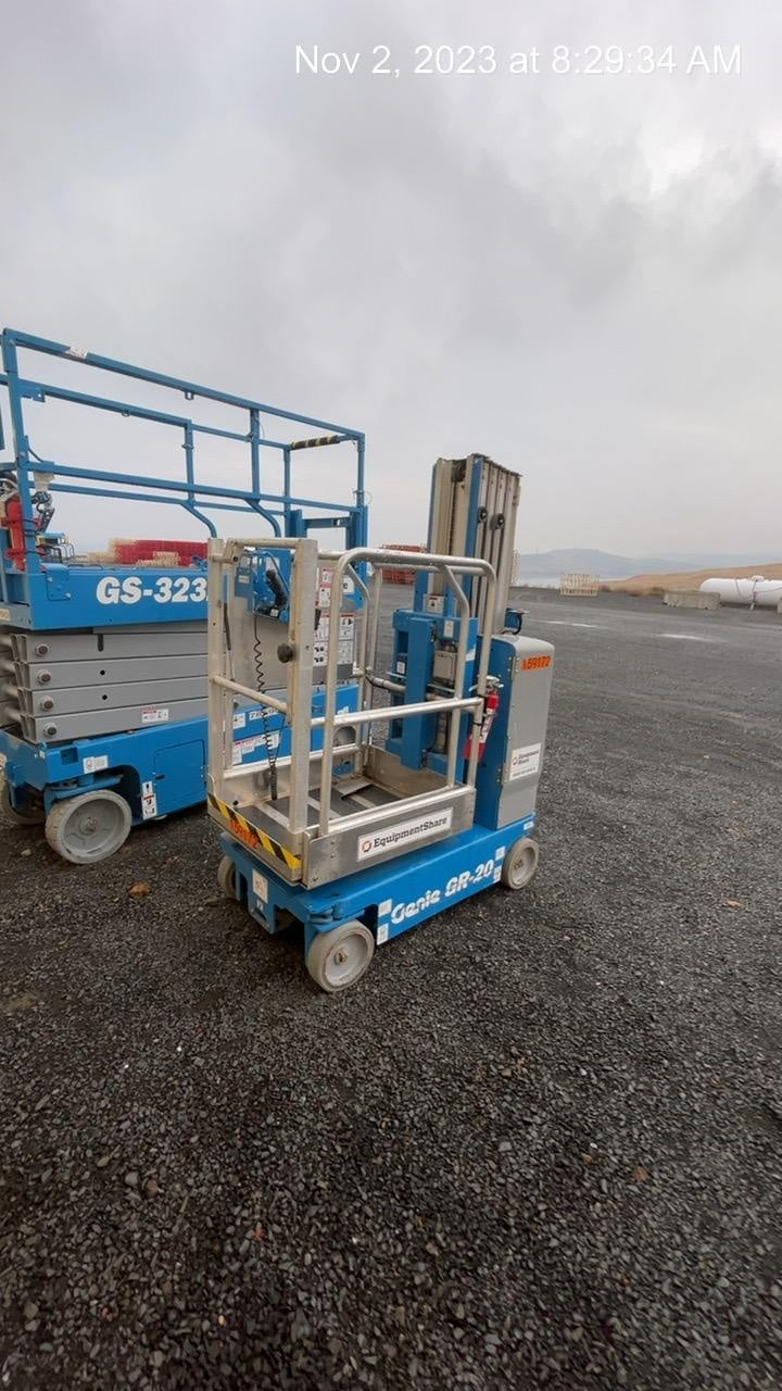 2021 GENIE GR-20