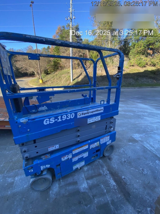 2019 Genie GS-1930 Fixed Rails with Chain Entry