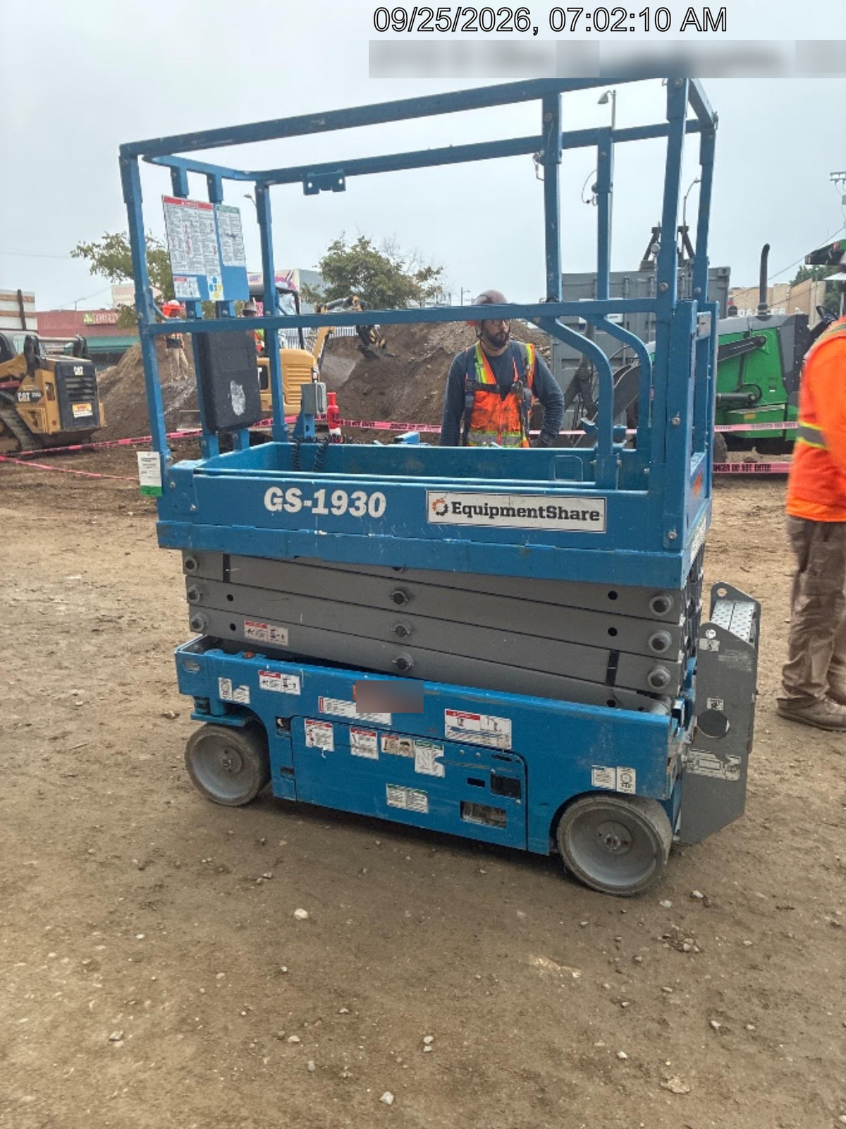 2020 Genie GS-1930 Solid Non Marking Tires, Beacon, Folding rails with half height swing gate, 800W Inverter
