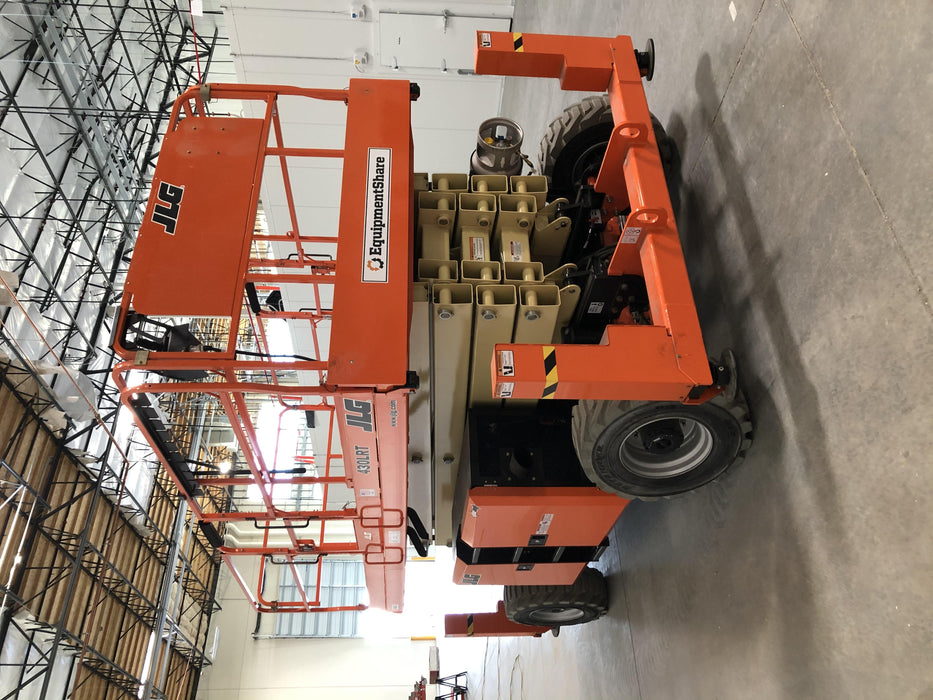 2019 JLG 430LRT