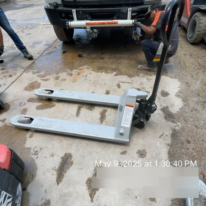 2025 STRONGWAY 5500 lb Pallet Jack