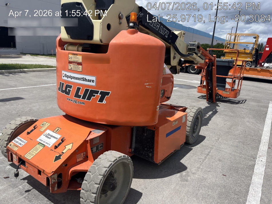 2019 JLG E400AJPN