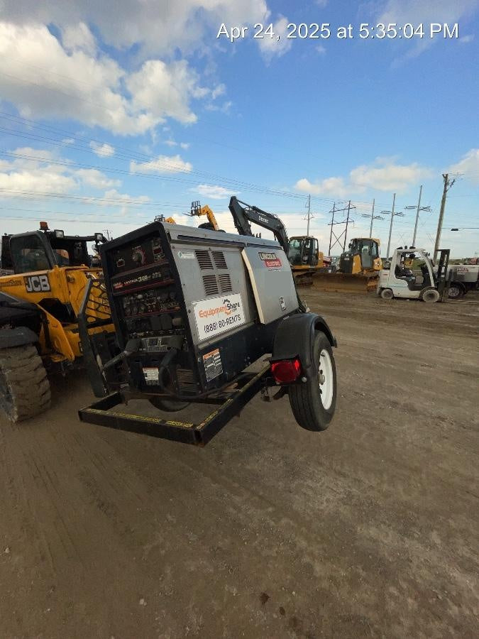 2018 Lincoln Electric Vantage 322 Lincoln Vantage 322 Welder Ready Pak 3 - Vantage 322, Trailer, Fender and light kit, Cable rack