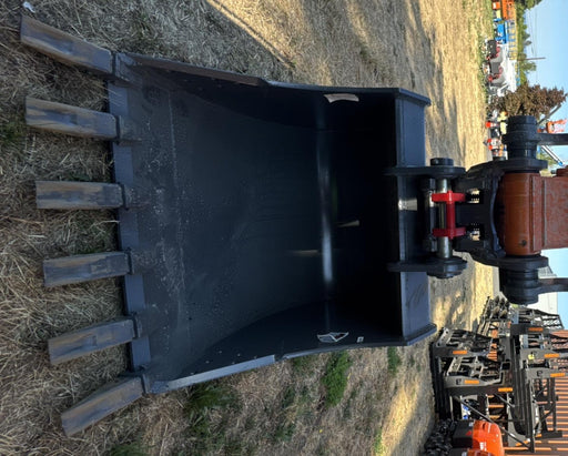 2025 HITACHI 54" Bucket - Hitachi