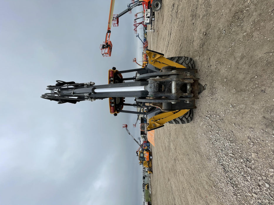 2020 John Deere 310LEP - Extendable Stick Canopy, 4WD, Extendable Stick, Pilot Controls, 2 Way Hydraulics, TAG Manual QC