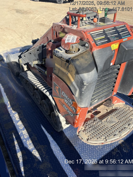 2019 DITCH WITCH SK800A
