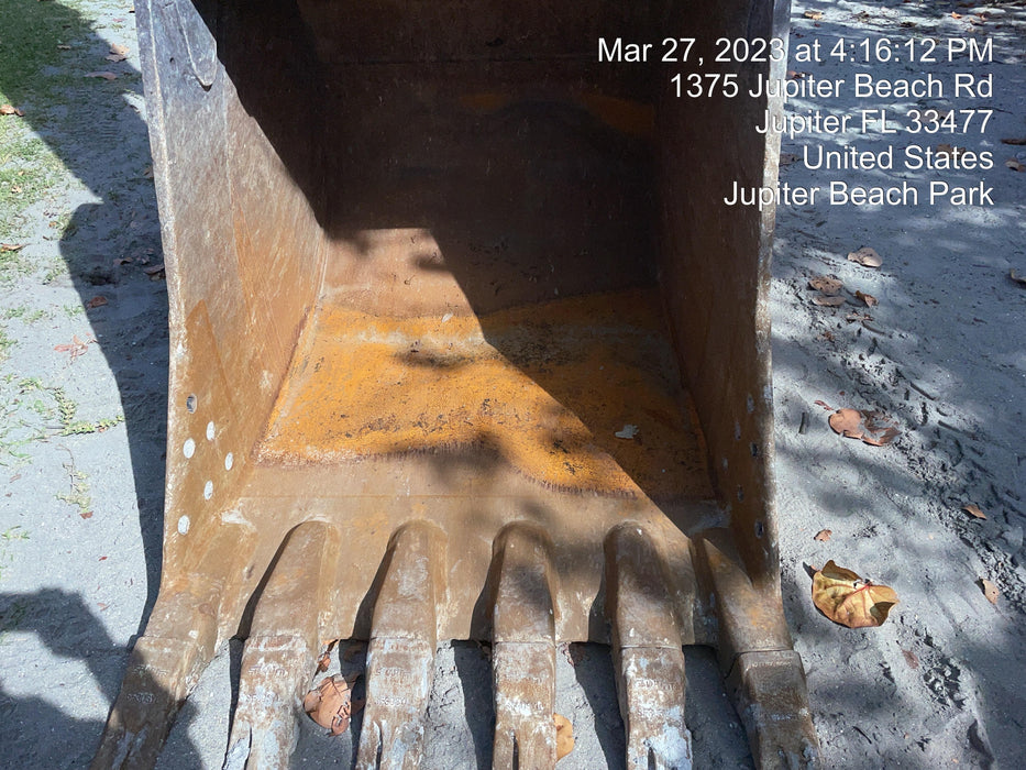 2016 CASE 48" Bucket - Case