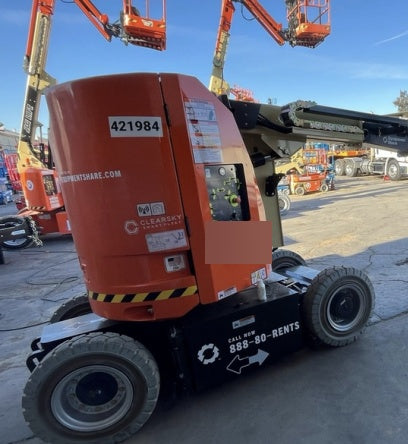 2024 JLG E300AJP