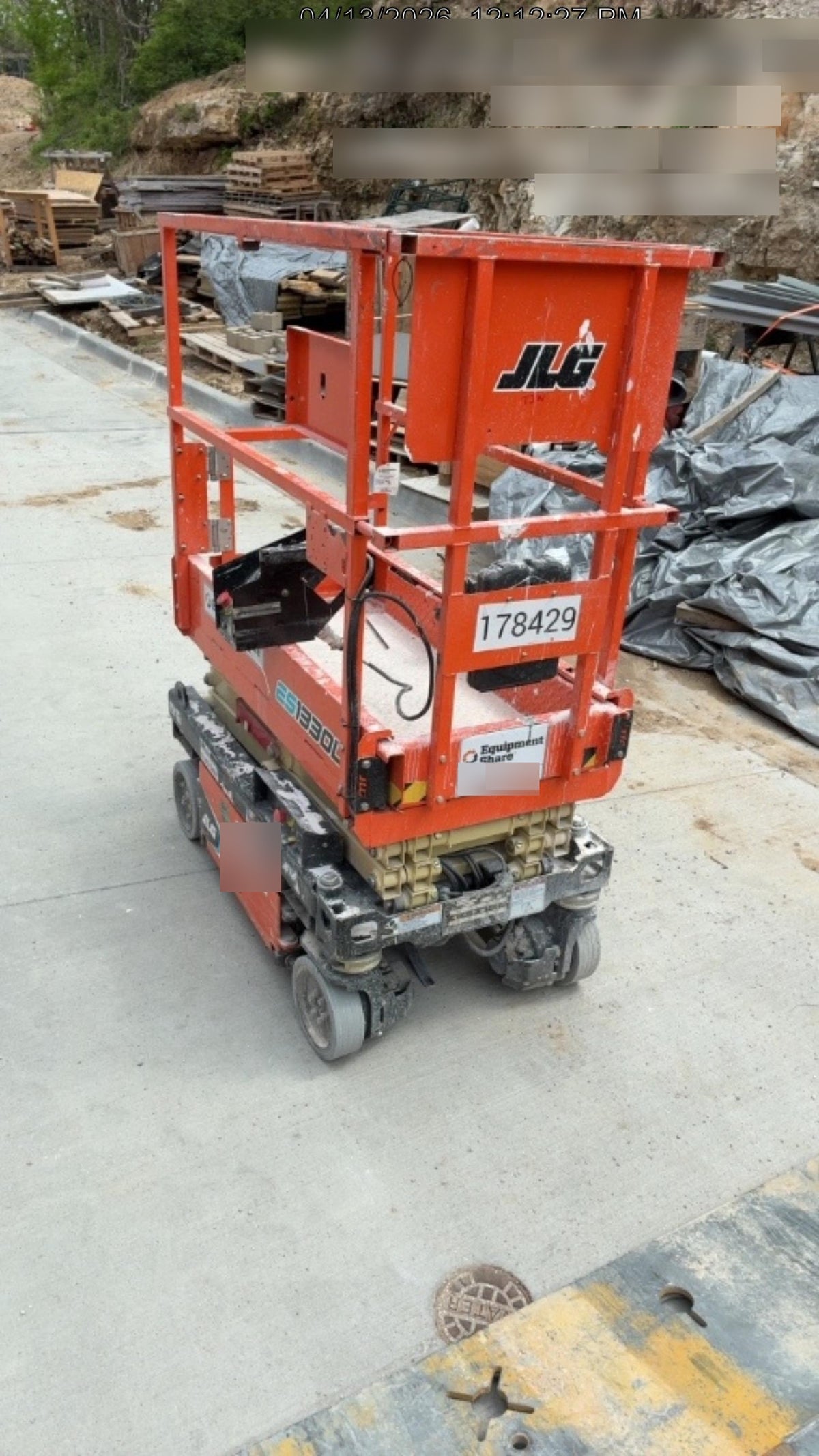 2021 JLG ES1330L