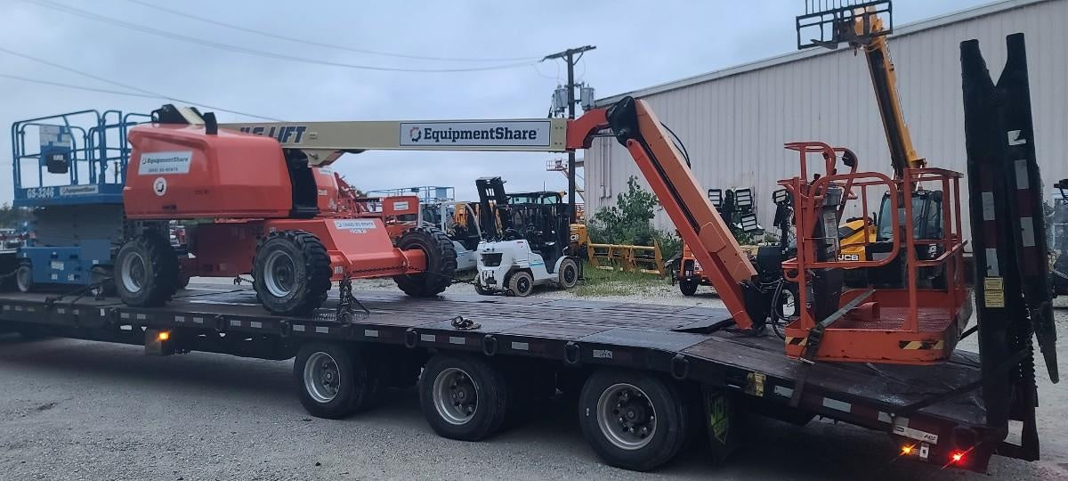 2022 JLG 460SJ