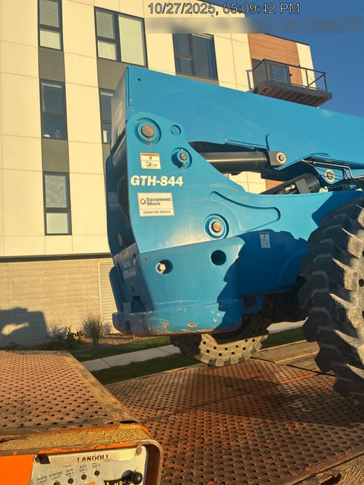 2021 GENIE GTH-844