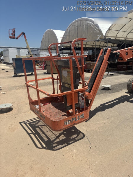 2019 JLG E400AJPN