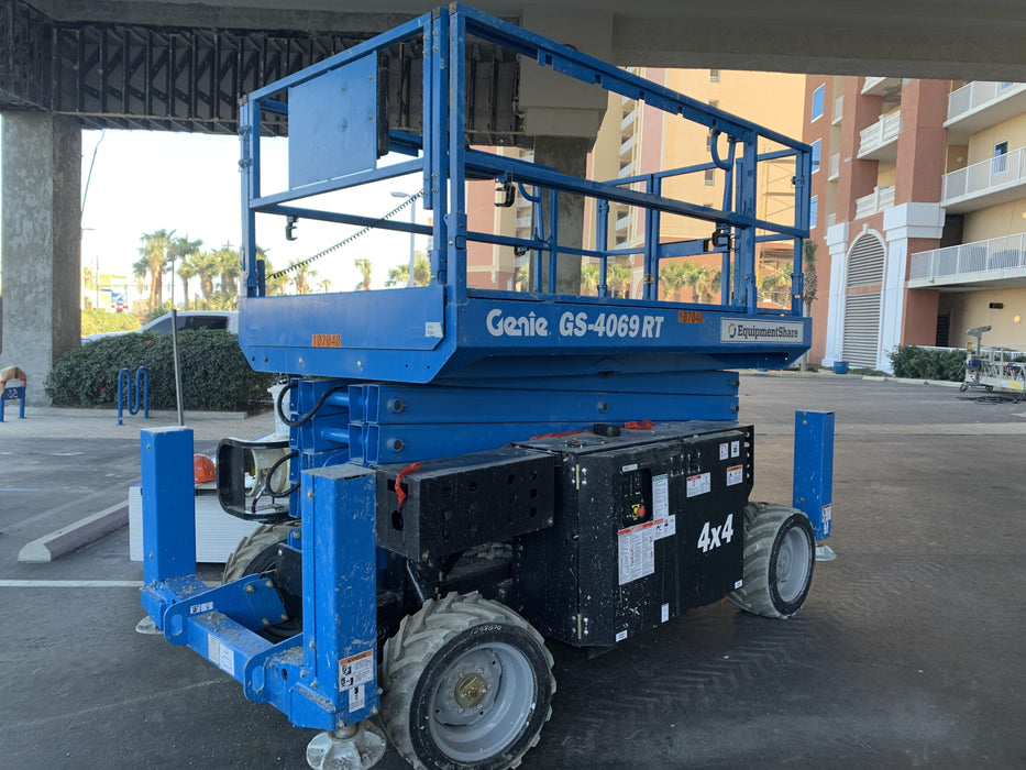 2020 GENIE GS-4069 RT