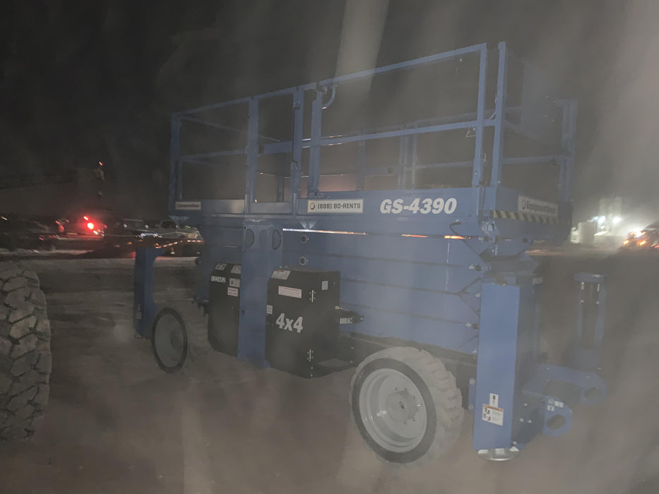 2020 GENIE GS-4390 RT