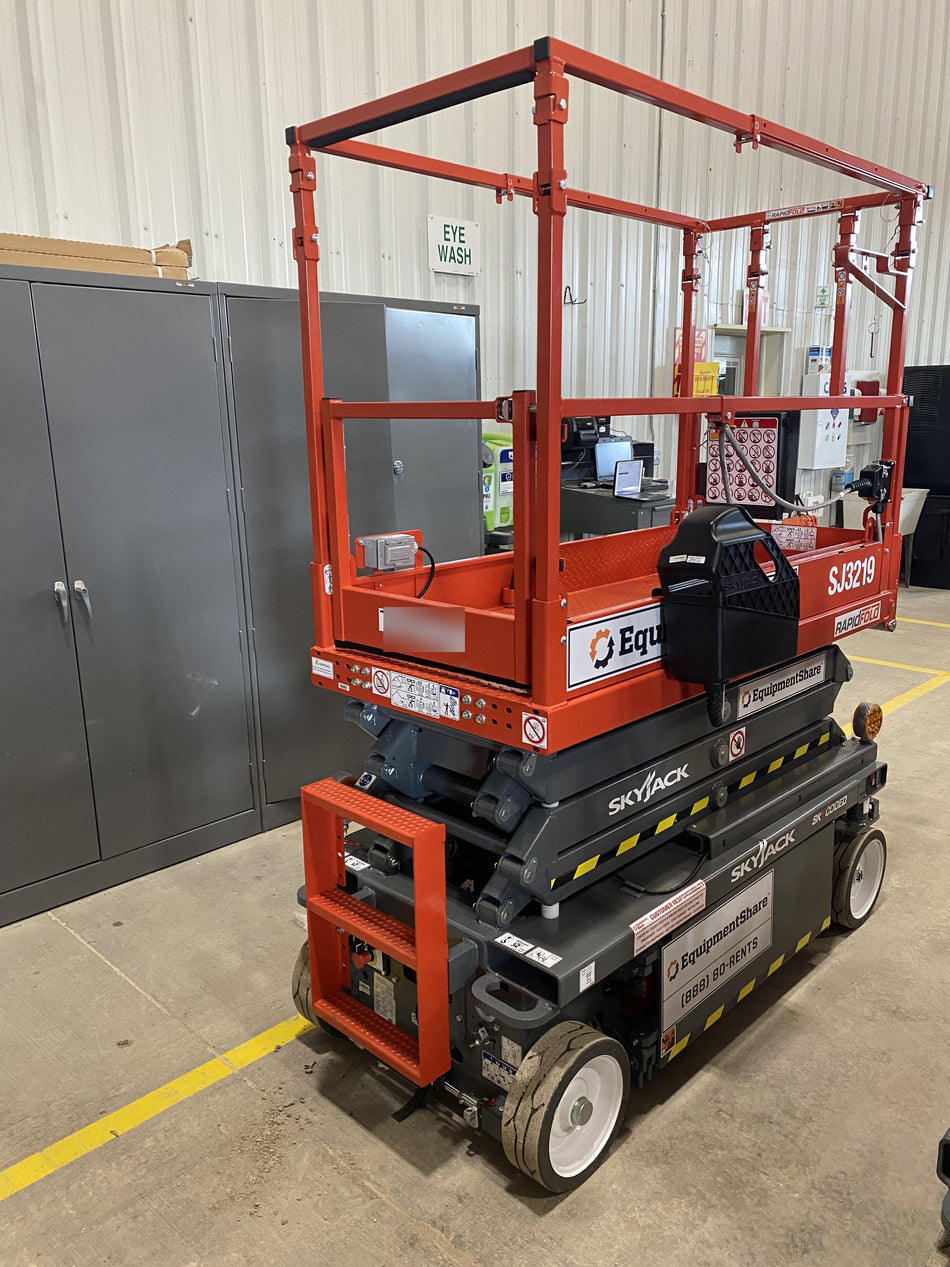 2021 SKYJACK SJ3219