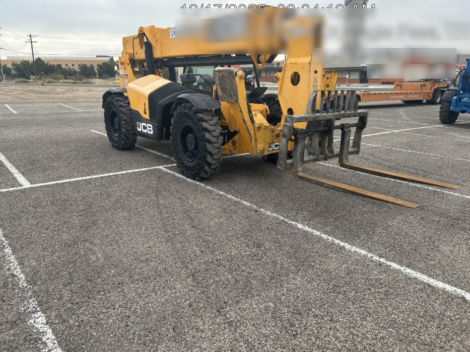 2022 JCB 510-56