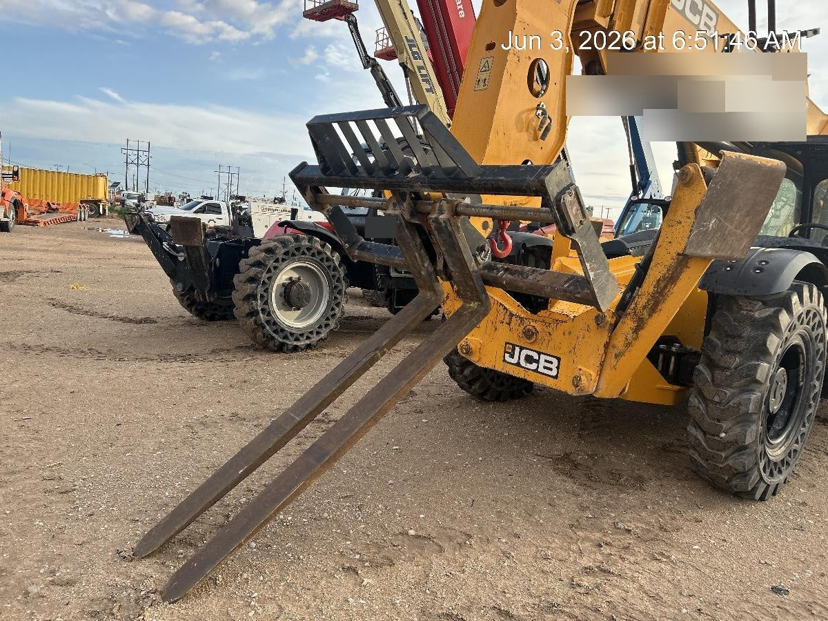 2023 JCB 512-56