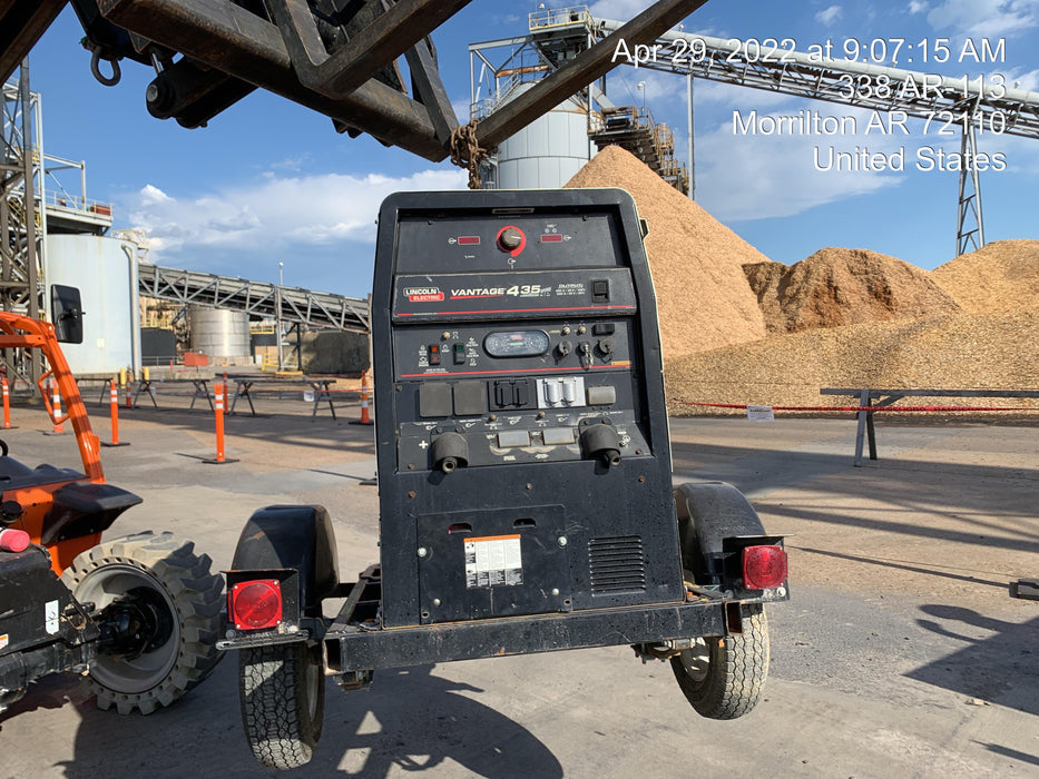 2018 Lincoln Electric Vantage 435 Lincoln Vantage 435 Welder Ready-Pak 3 w/Trailer, Fender/Light Kit, and Cable Rack