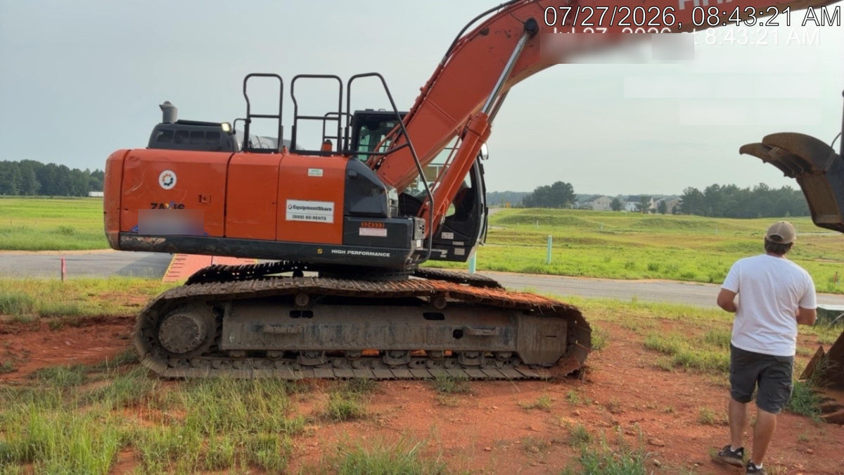 2023 HITACHI ZX210LC-6