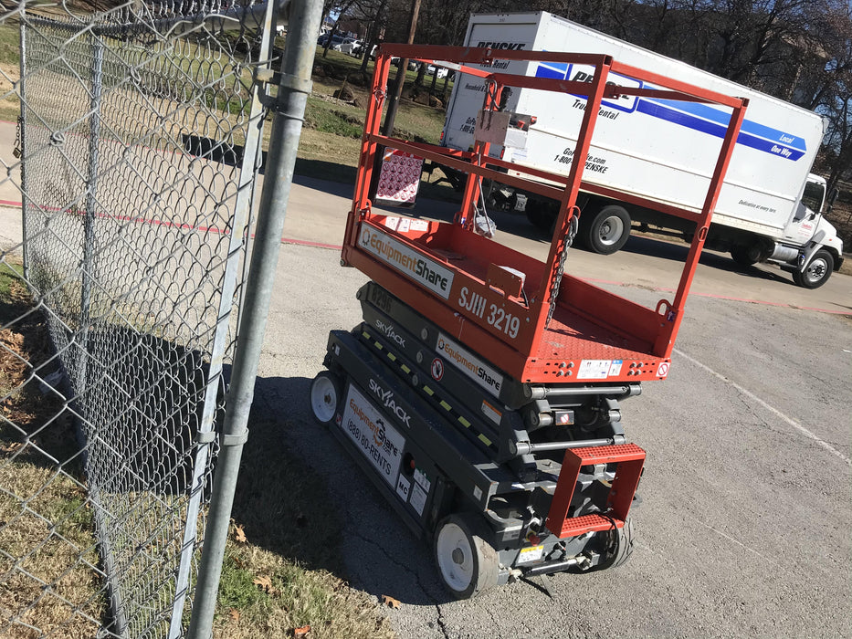 2018 SKYJACK SJIII-3219