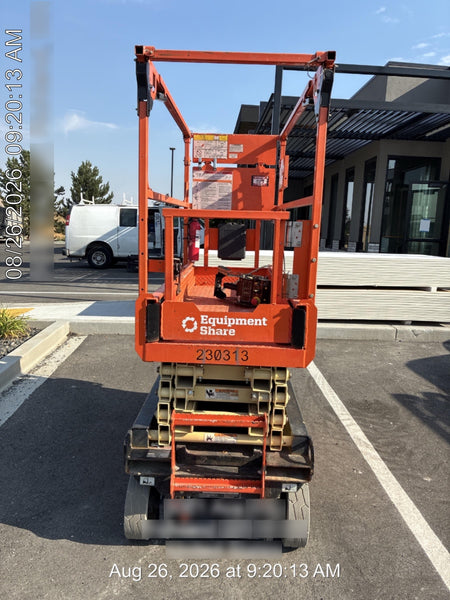 2022 JLG ES1932