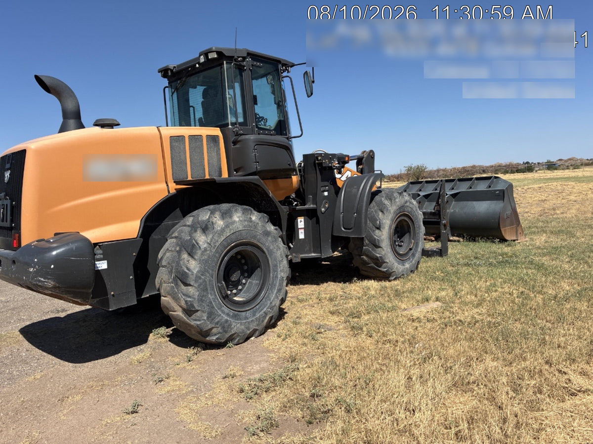 2022 CASE 821G
