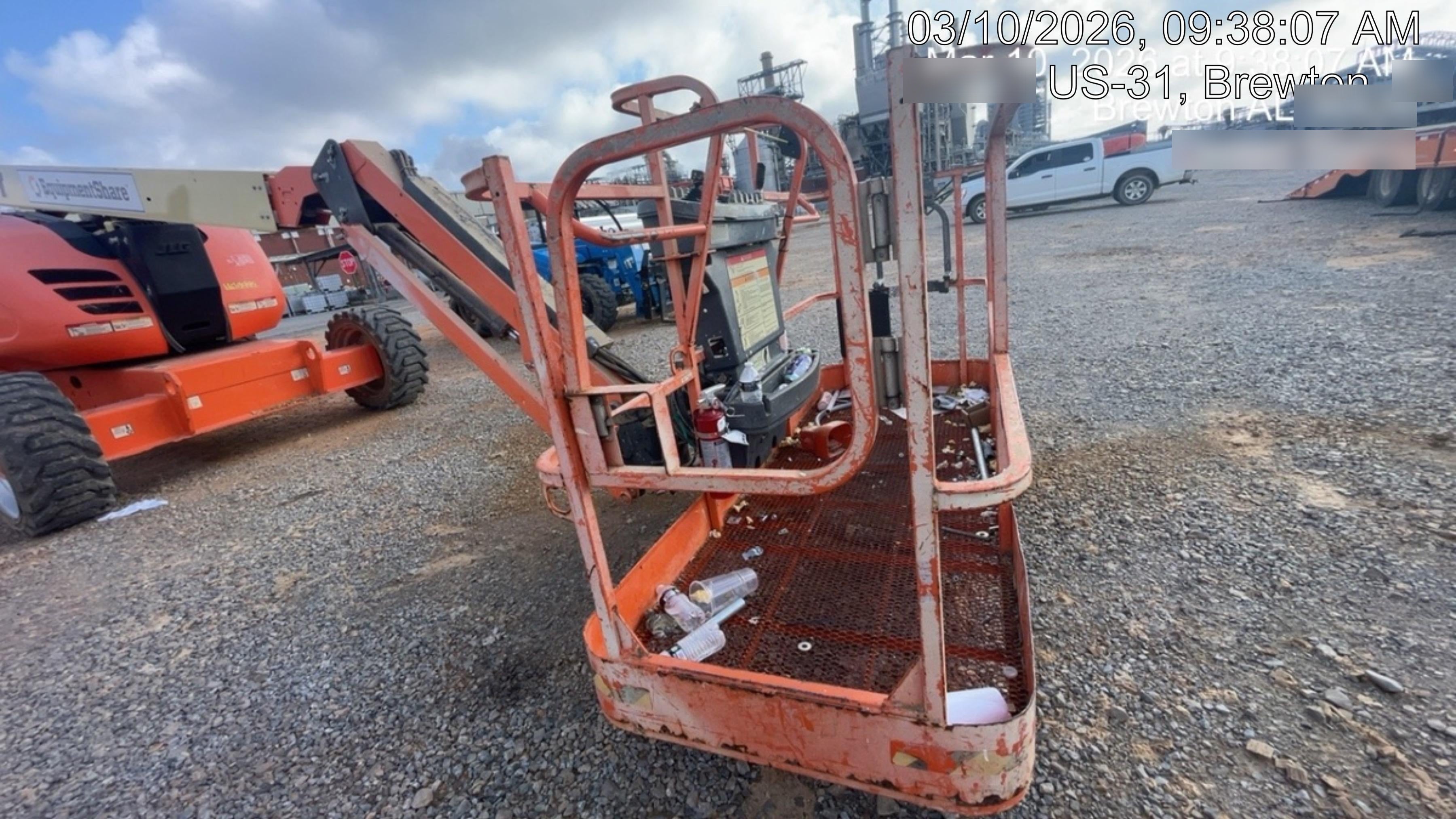 2021 JLG 600AJ