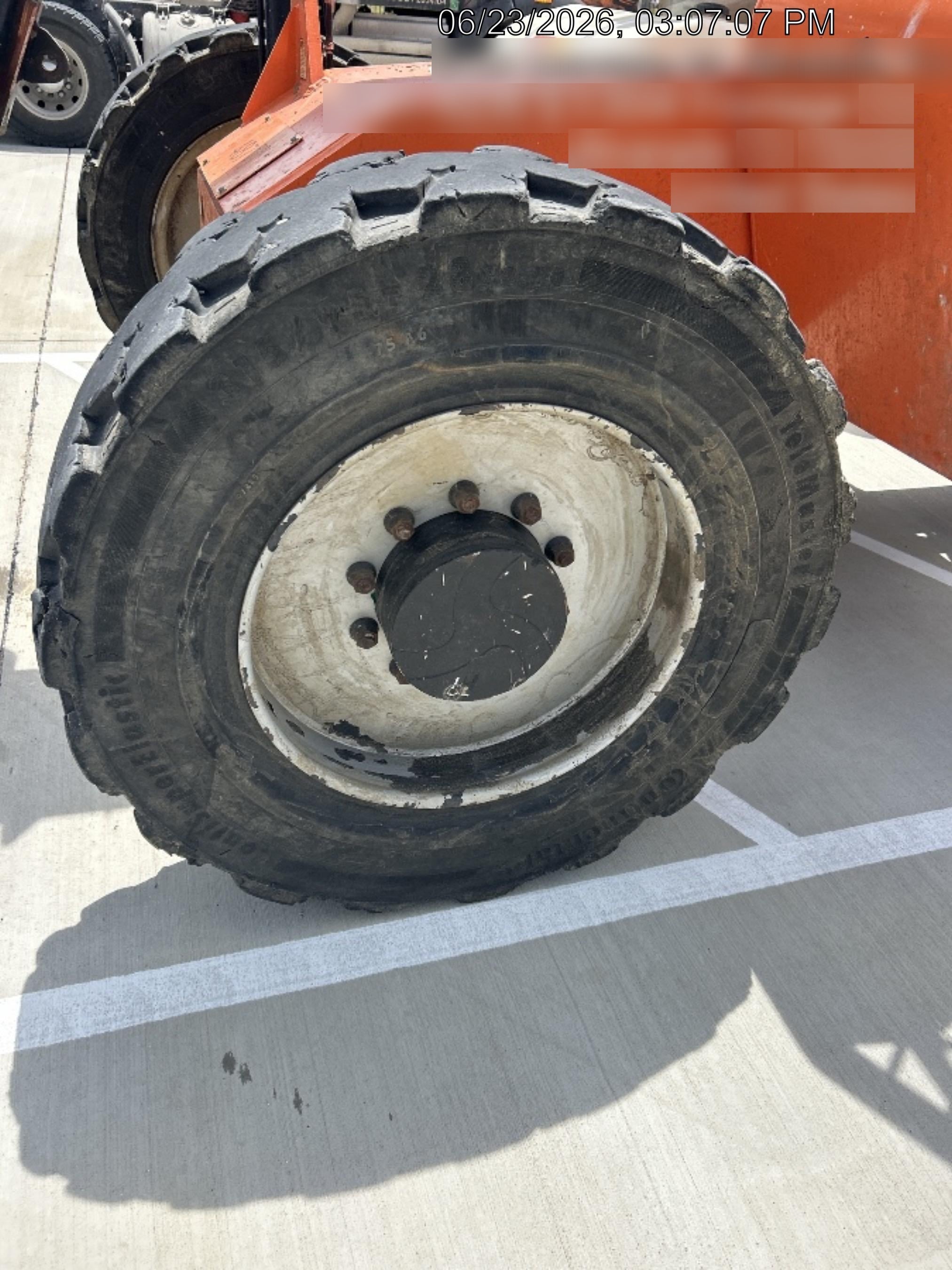 2019 Skytrak 6036 Canopy, Solid Tires, LED Work Lights, Beacon w/72" Carriage, 48" Pallet Forks