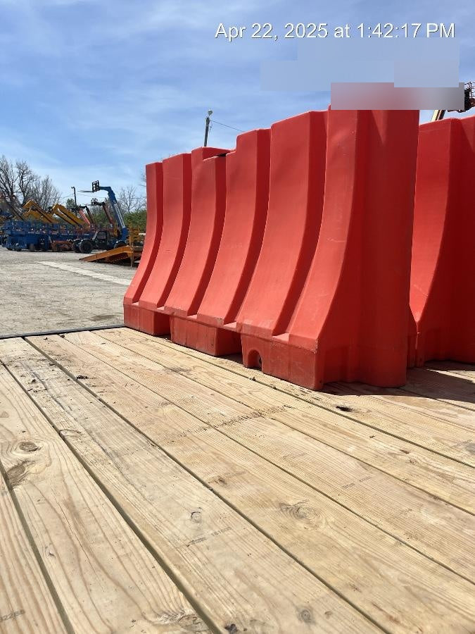 2023 HOUSTON BARRICADE WFB42