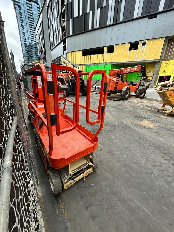 2021 JLG 1230ES