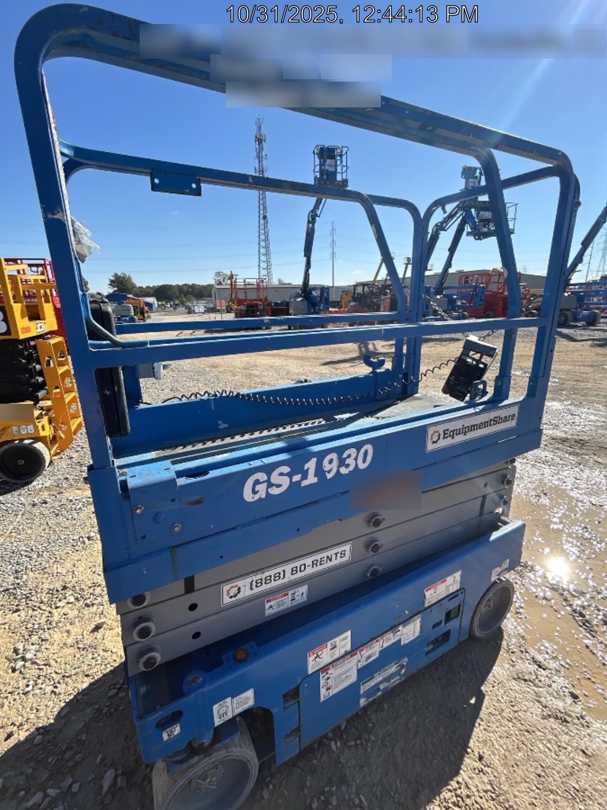 2023 GENIE GS-1932